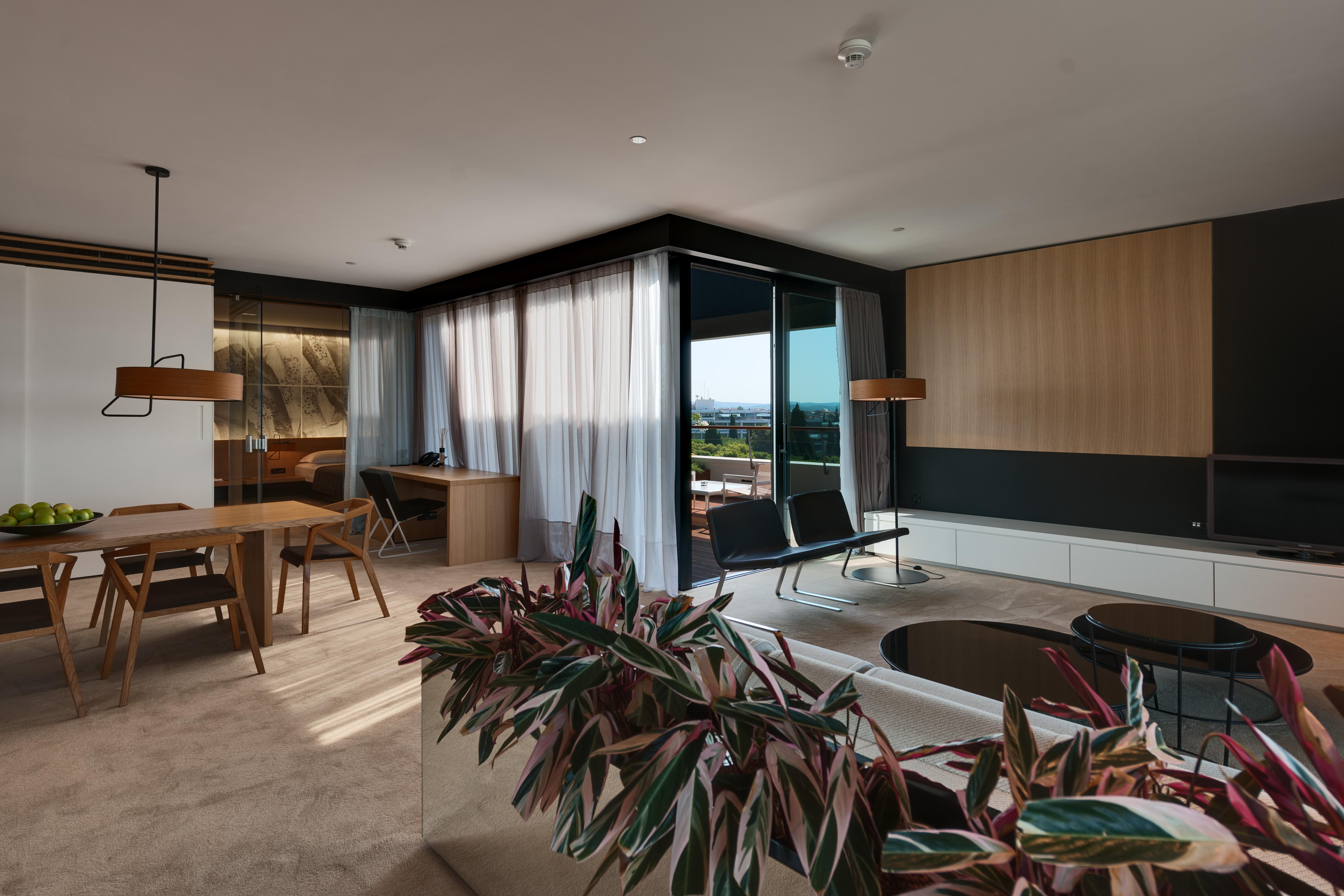 Lone Hotel By Maistra Collection Rovinj Luaran gambar Interior of a typical apartment