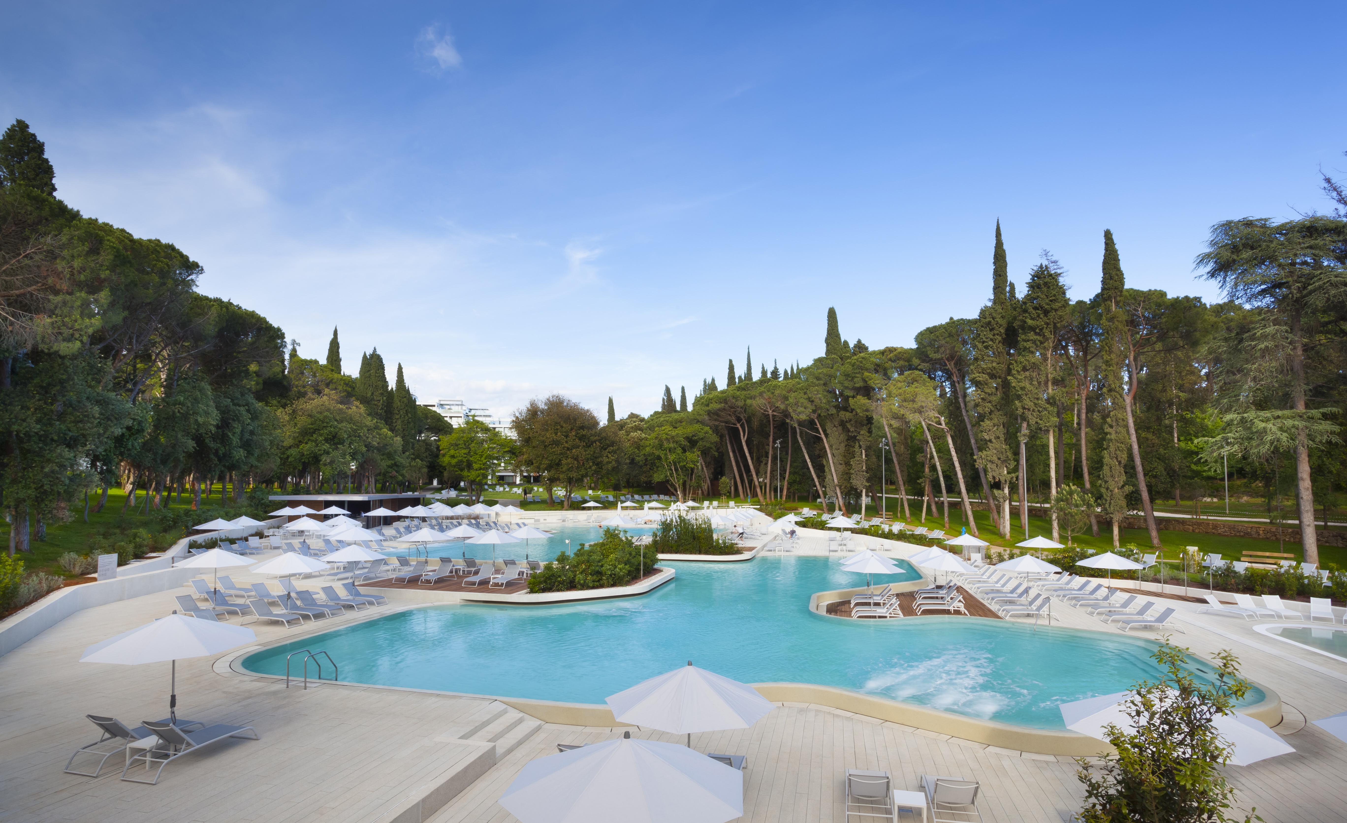 Lone Hotel By Maistra Collection Rovinj Luaran gambar The pool at the resort