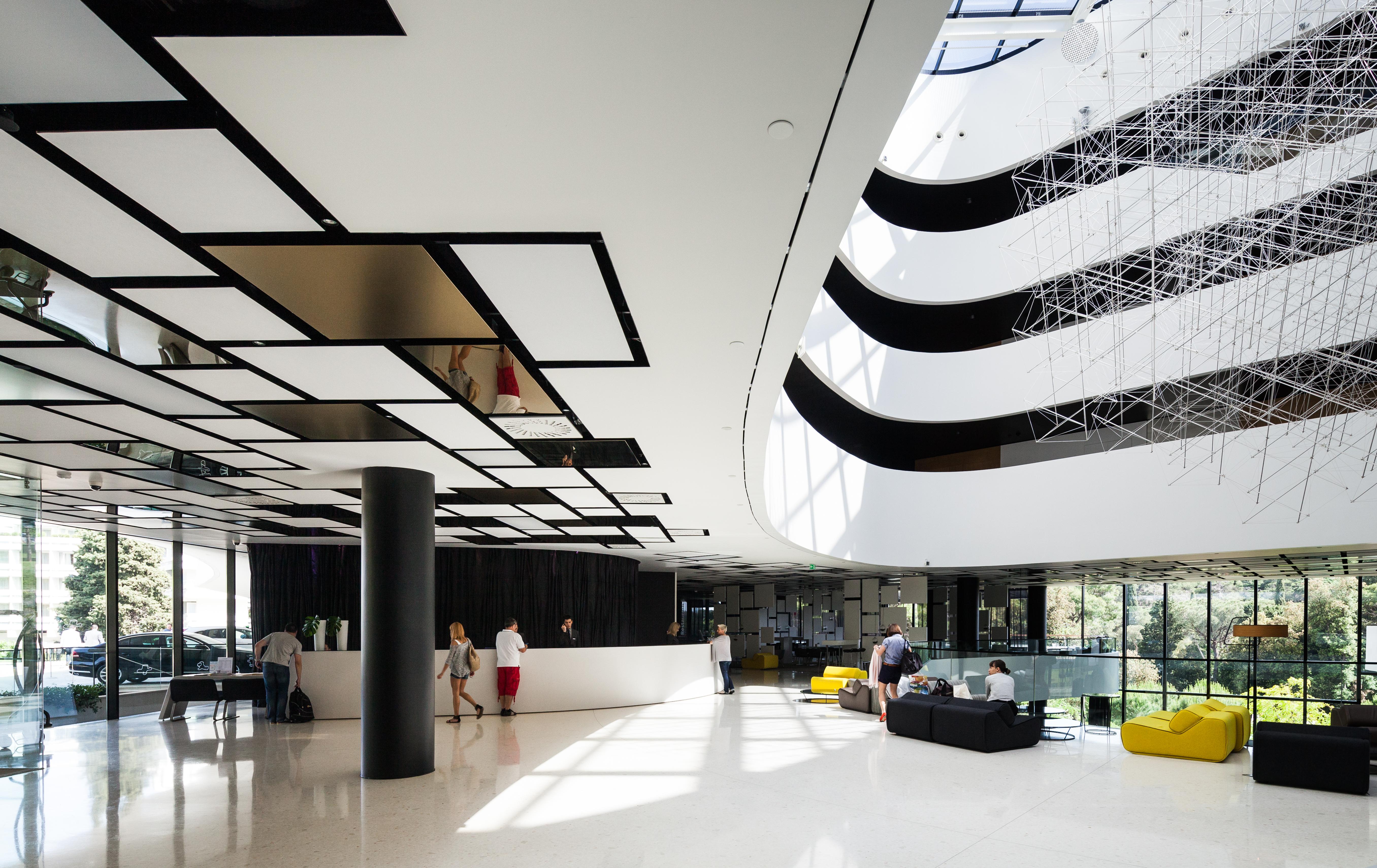 Lone Hotel By Maistra Collection Rovinj Luaran gambar The interior of the building