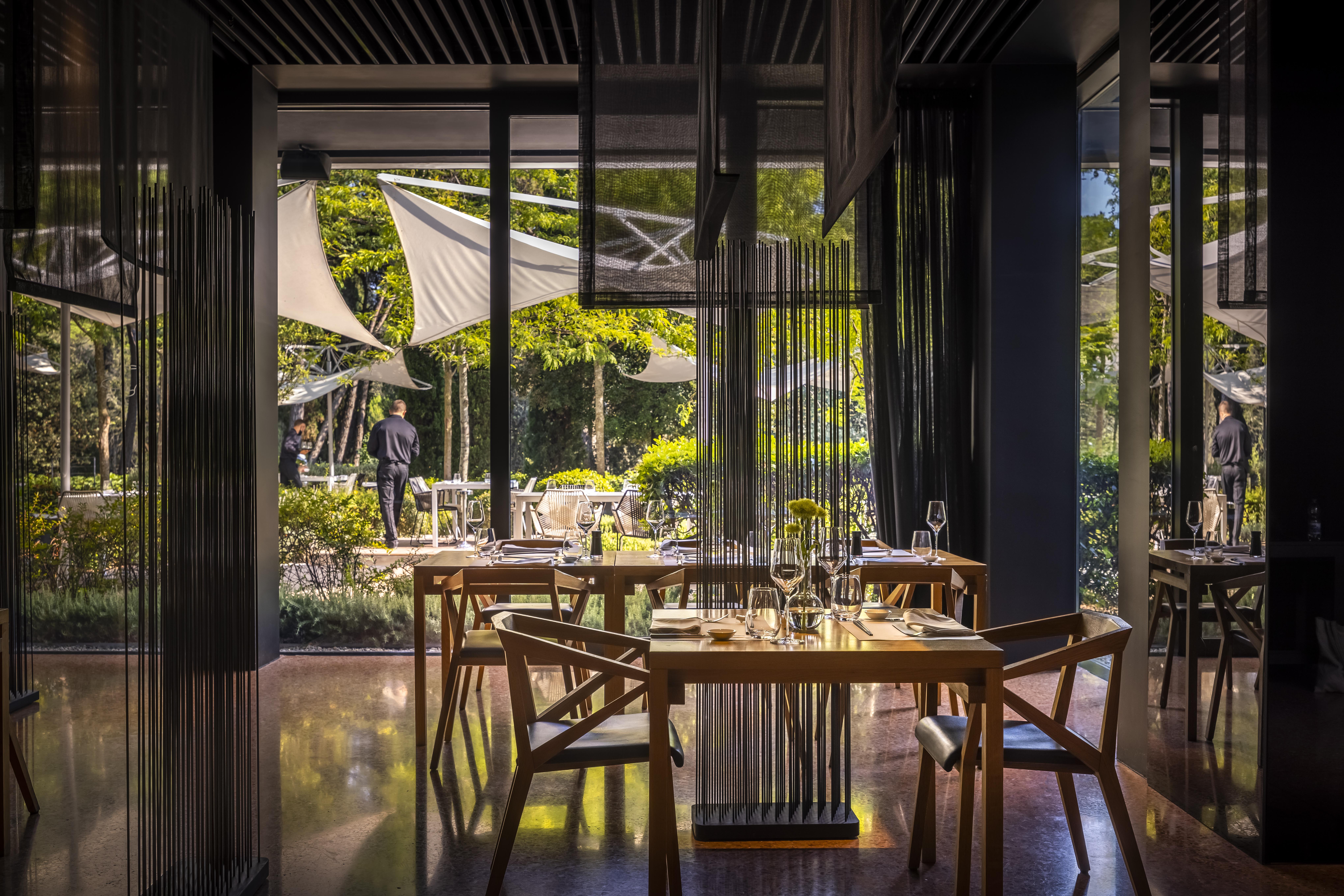 Lone Hotel By Maistra Collection Rovinj Luaran gambar The interior of the restaurant